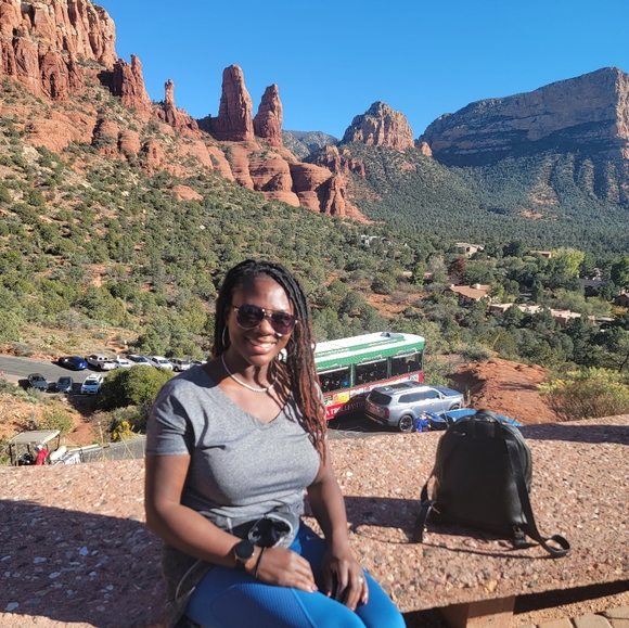 Meet your Posher, LaTricia - Picture 8 of 16